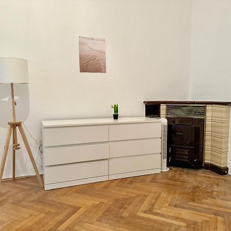Spacious Apartment - 15 Min To Center Wien Exterior foto
